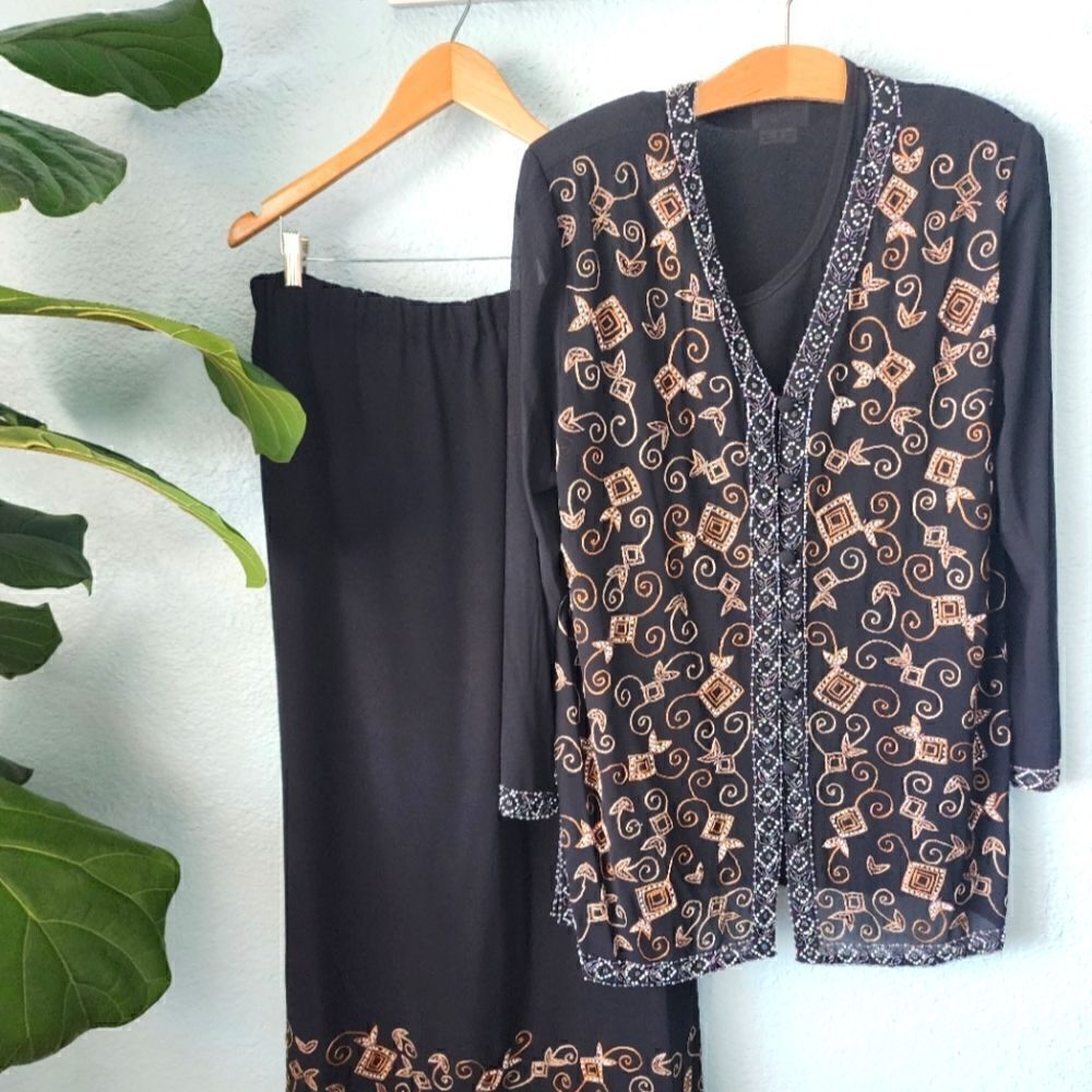 Tan CHHO made in India sequins skirt and cardigan set
